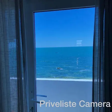 Ξενοδοχείο Azur 2*