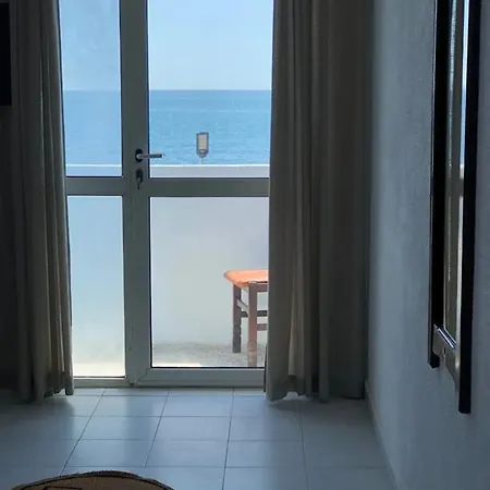 Azur Ξενοδοχείο 2*