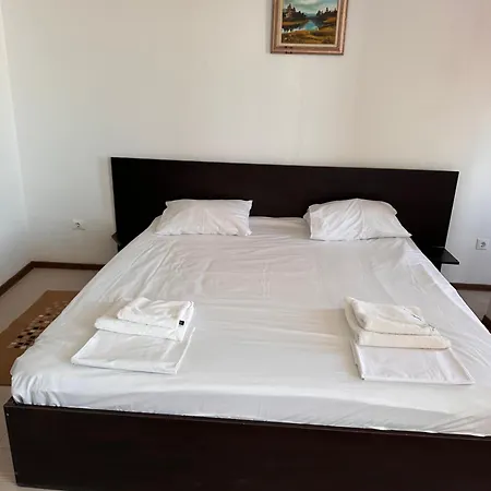Отель Azur Костинешти